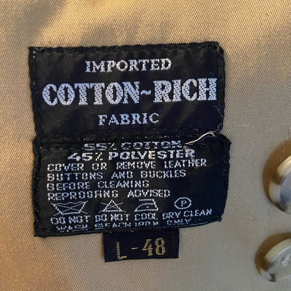 Beautiful heavy Khaki Trench Coat - Picture 3 of 5